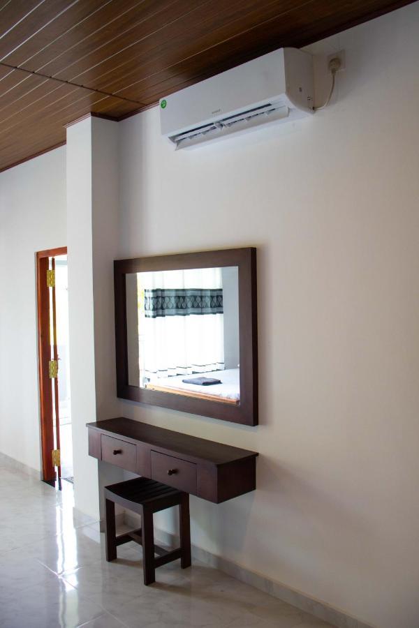 Sri Villa Rest Hikkaduwa Dış mekan fotoğraf