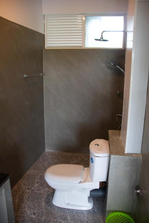 Sri Villa Rest Hikkaduwa Dış mekan fotoğraf
